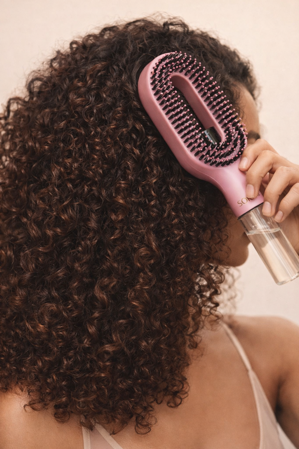 Instant Volume Mist Styling Comb